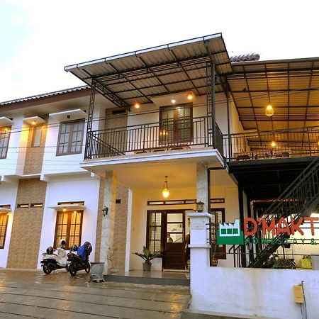 Oyo 350 D' Maktab Homestay Syariah Маланг Екстериор снимка