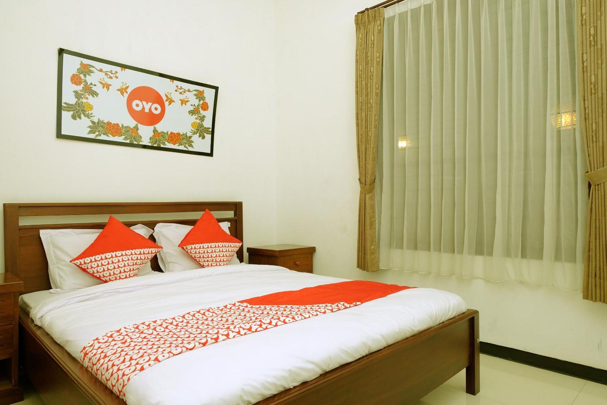 Oyo 350 D' Maktab Homestay Syariah Маланг Екстериор снимка